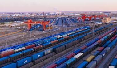 二连浩特铁路口岸进出口运量突破1500万吨